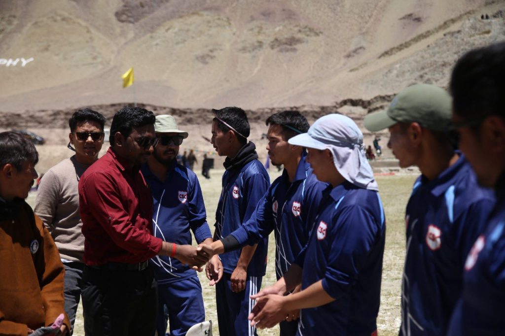 DC Leh attends Kailash Running Trophy Cricket Tournament finals - Ladakh News - indusdispatch.in