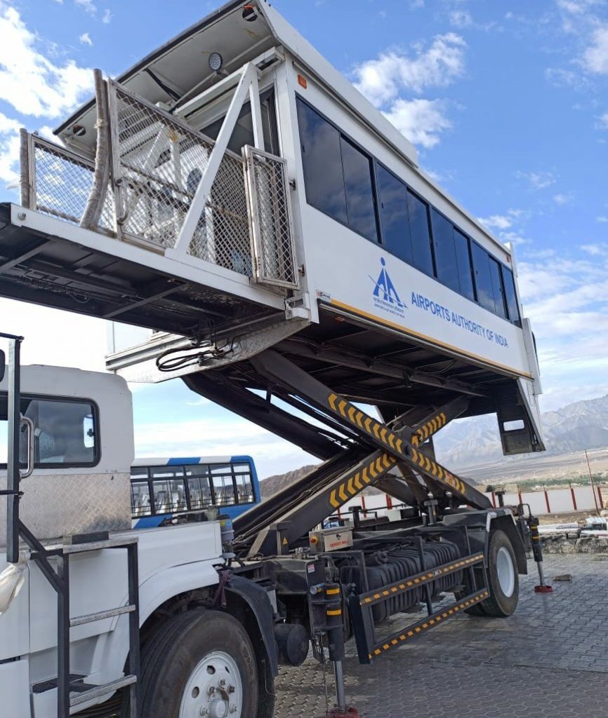 Ambulift Facility begins in Leh Airport - Ladakh News - indusdispatch.in