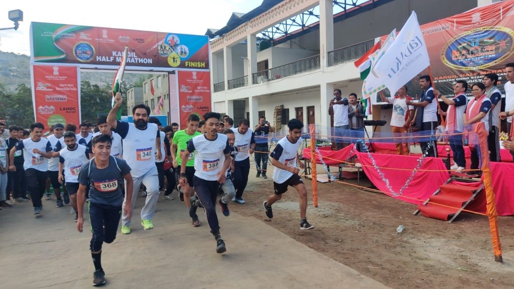 Over 300 participate in Kargil Half Marathon