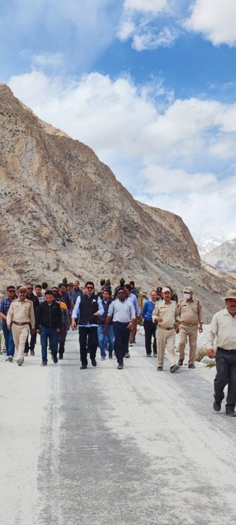 CEC reviews status of ongoing projects in Nubra Sub-division CEC reviews status of ongoing projects in Nubra Sub-division - Ladakh News - indusdispatch.in