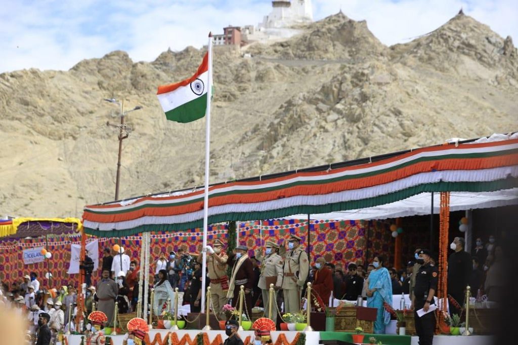 L G R K Mathur hoists tricolour at Polo Ground Leh