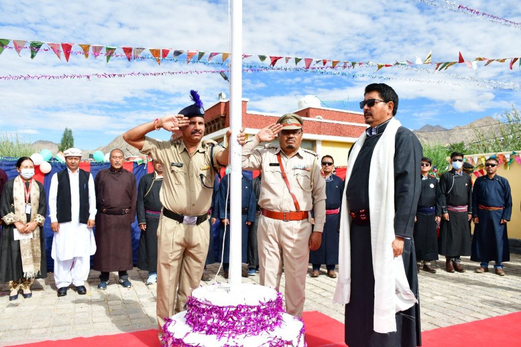 CEC Tashi Gyalson hoists tricolour at council secretariat