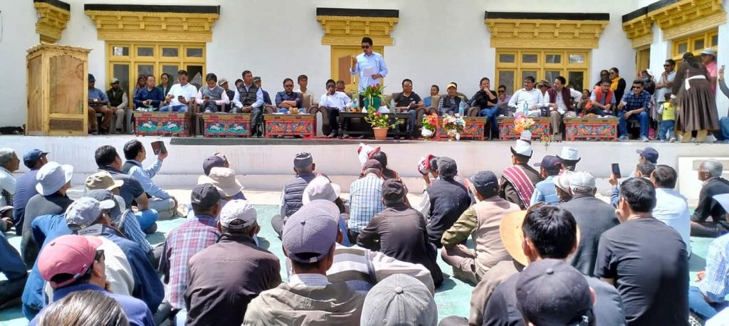 Shatsey-Taknak bridge to be completed soon: CEC Leh Shatsey-Taknak bridge to be completed soon: CEC Leh - Ladakh News - indusdispatch.in