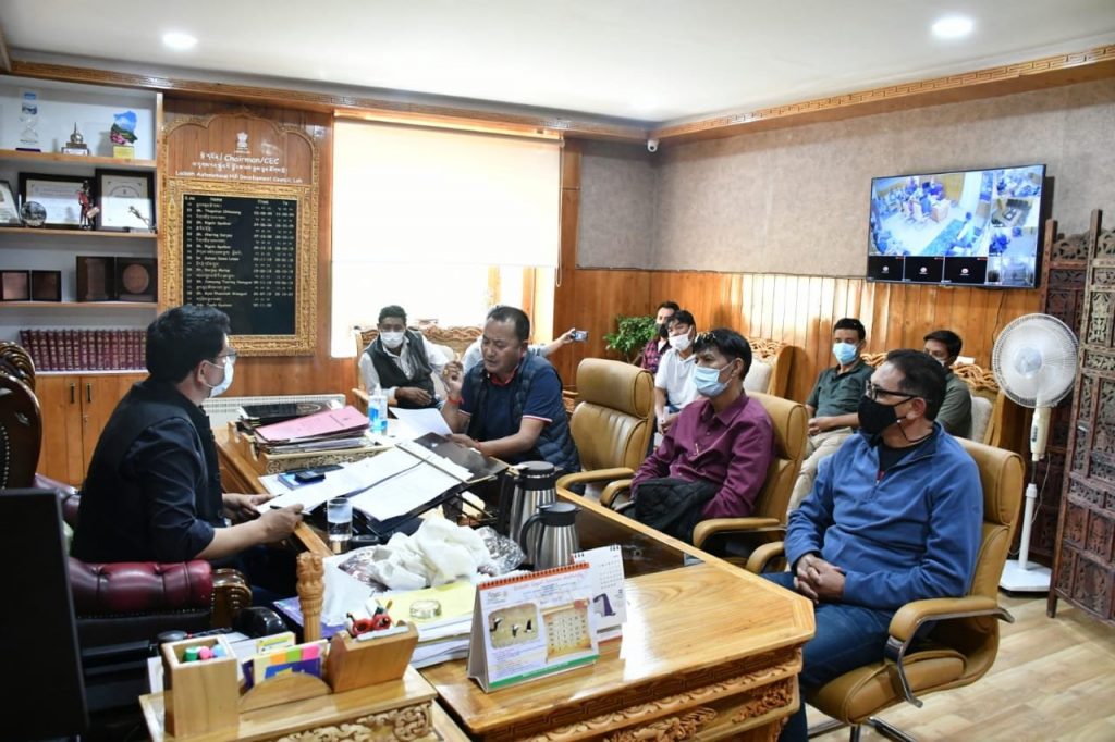 Contractor Association Leh brings up various issues with CEC Leh