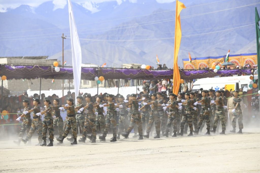 Lamdon School wins first prize in March Past parade competition of I-Day celebration