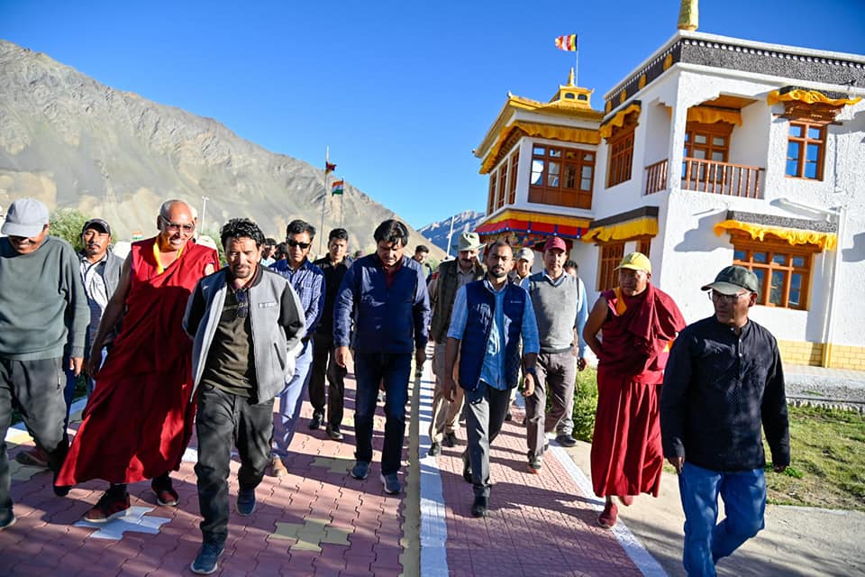 CEC Khan review preparations ahead of HH Dalai Lama’s visit to Zanskar CEC Khan review preparations ahead of HH Dalai Lama’s visit to Zanskar - Ladakh News - indusdispatch.in