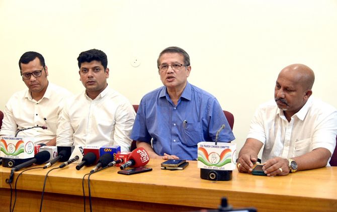 Goa Cong Joins BJP | Mockery Of People’s Verdict Goa Cong Joins BJP | Mockery Of People’s Verdict - op-ed & Features - indusdispatch.in