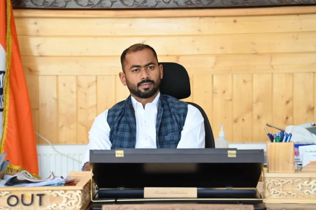 DC Kargil discuss employment generation opportunities with PAN IIT experts - Ladakh News - indusdispatch.in