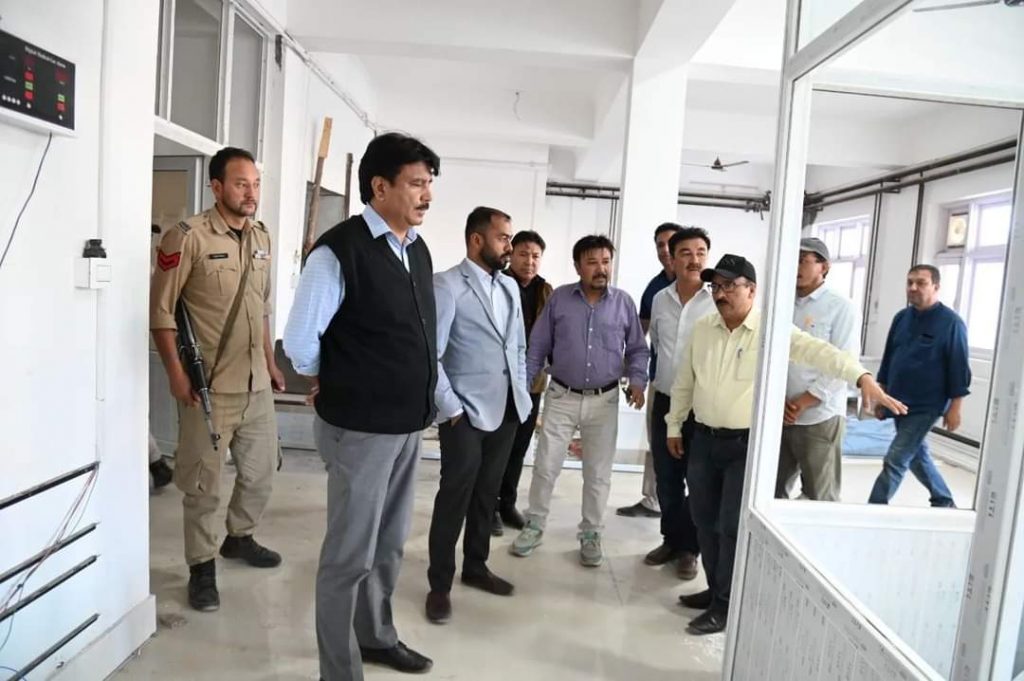 DH Kargil to be shifted in Kurbathang soon, CEC Feroz Khan visits new building under construction - Ladakh News - indusdispatch.in