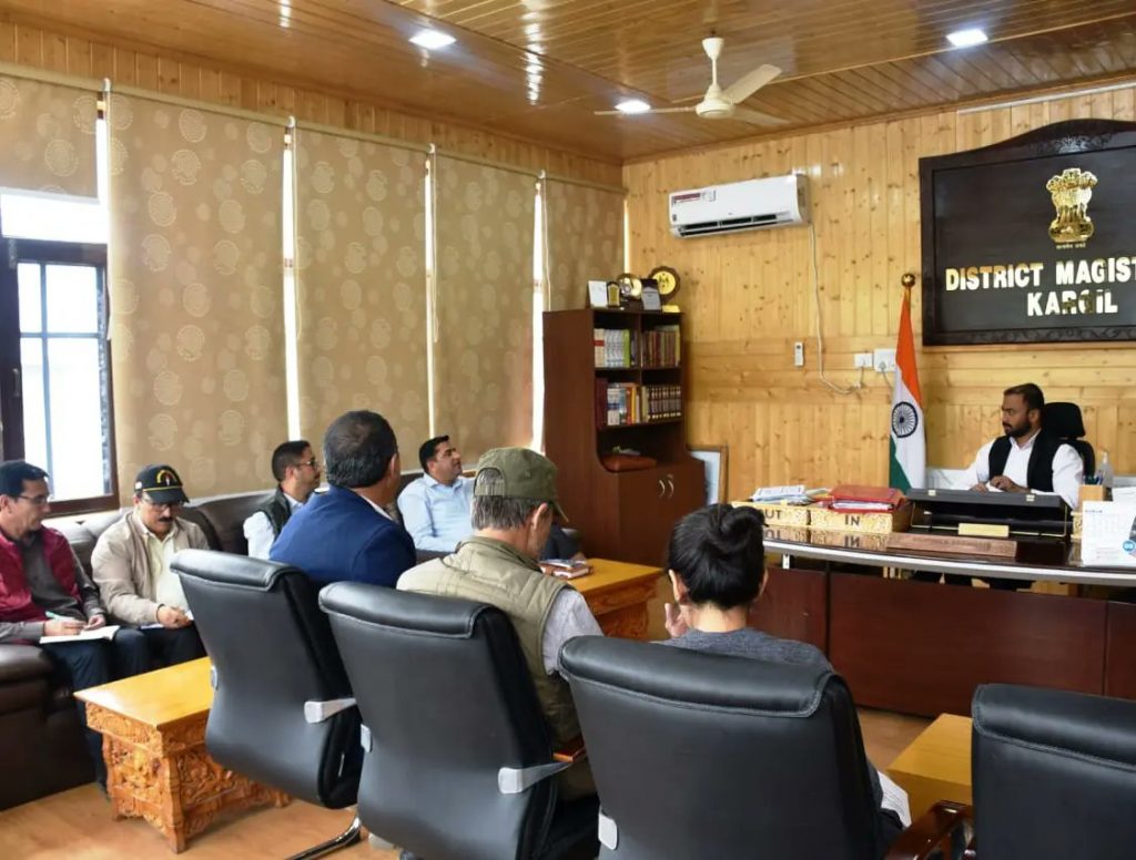 DC Kargil reviews preparations for Ladakh-Zanskar Festival 2022 - Ladakh News - indusdispatch.in