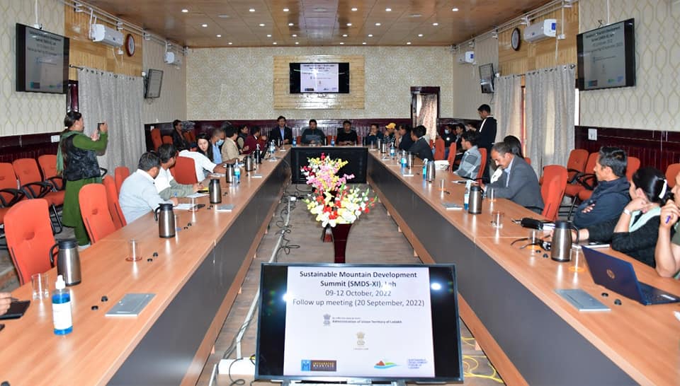 CEC Leh discuss preparations for 11th edition of SMDS with the stakeholders CEC Leh discuss preparations for 11th edition of SMDS with the stakeholders - Ladakh News - indusdispatch.in