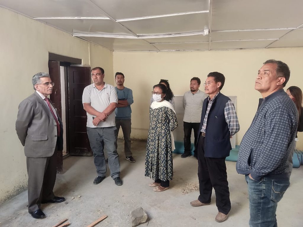 VC UoL inspects recent damages of GDC Khaltse VC UoL inspects recent damages of GDC Khaltse - Ladakh News - indusdispatch.in
