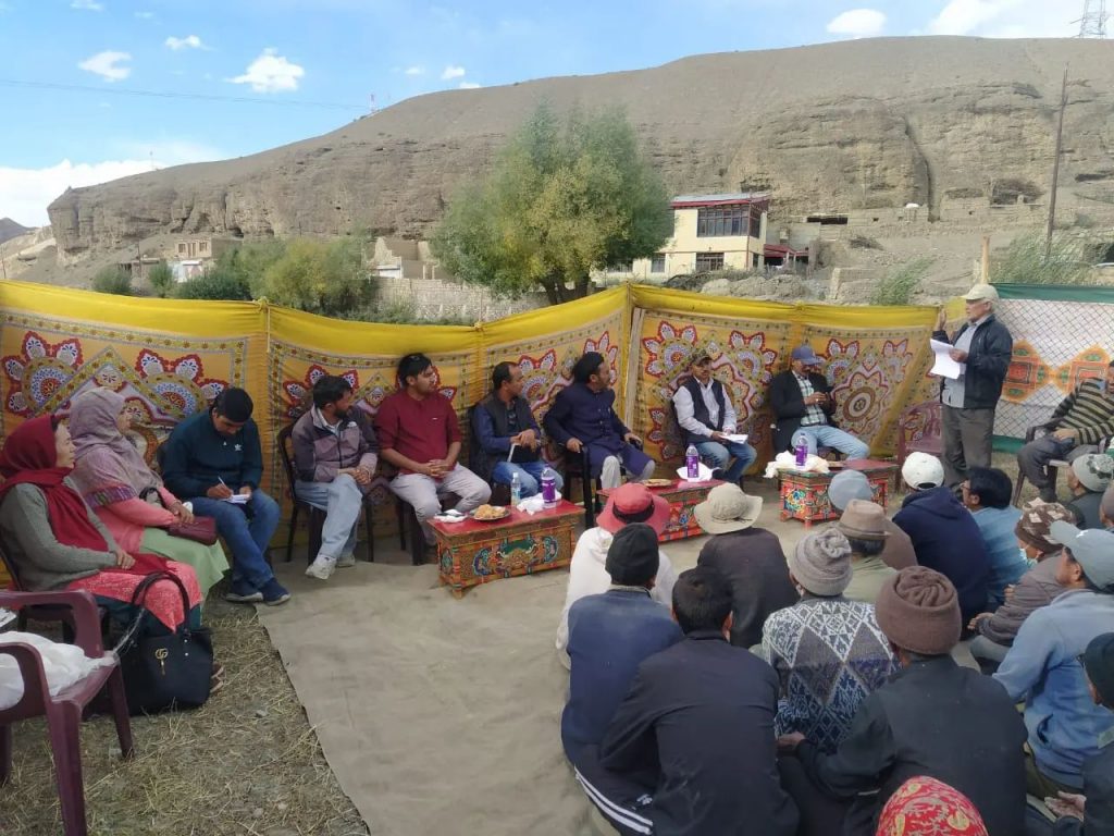EC Aga Syed Mehdi Fazili visits different areas of Shakar-Chicktan - Ladakh News - indusdispatch.in