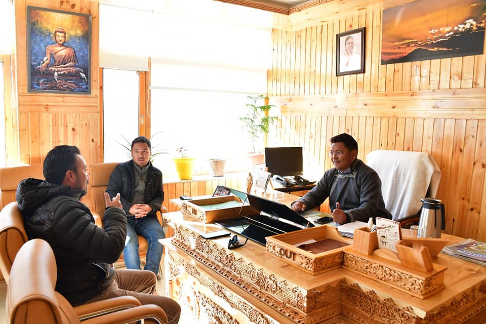 Dy. Chairman Angchuk for strengthening of mobile network in Nubra villages
